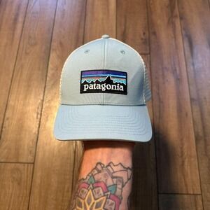 Patagonia‎ Mesh Back SnapBack Trucker Hat Baby Blue OSFM